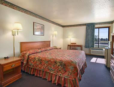 Super 8 By Wyndham Mo/st. Louis Area O'Fallon